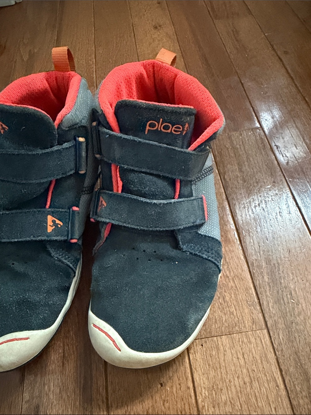 PLAE MAX Kids High-Top Sneakers in Navy and Coral